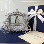 7.7“ LED Wedding Couple Carriage Glitter Water Lantern